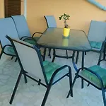Arija-pino Apartman