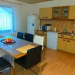 Arija-pino Apartment
