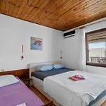 Arija-pino Apartman Vodice