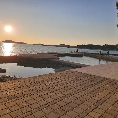 Arija-pino Apartamento *