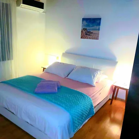 Arija-pino Apartamento Vodice