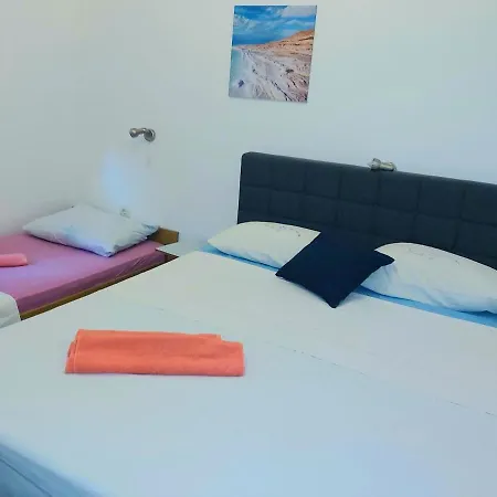 Lägenhet Arija-pino Vodice