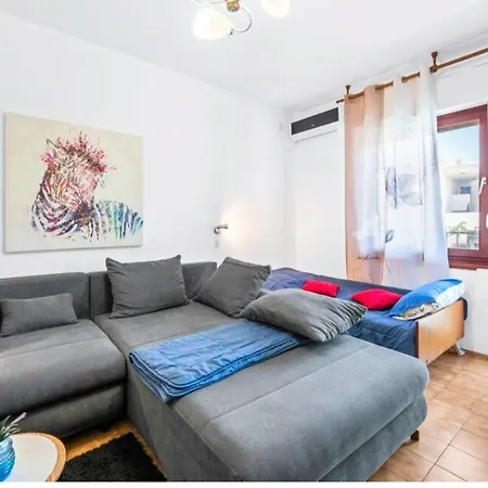 Lägenhet Arija-pino Vodice