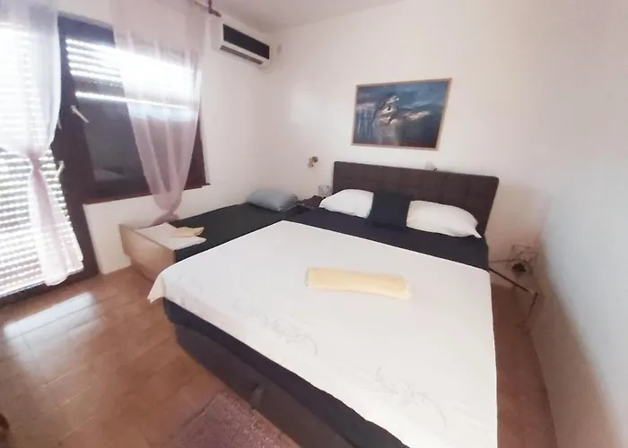Arija-pino Apartamento Vodice